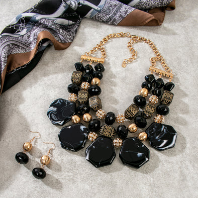 Cleo Necklace Set