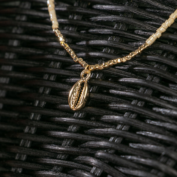 Yesim Shell Necklace